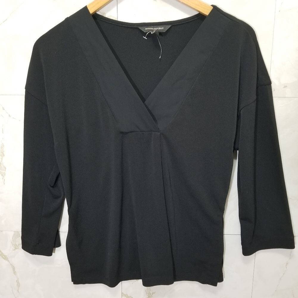 Banana Republic Factory Black V-Neck Blouse Size XS NWOT Minimalist Chic